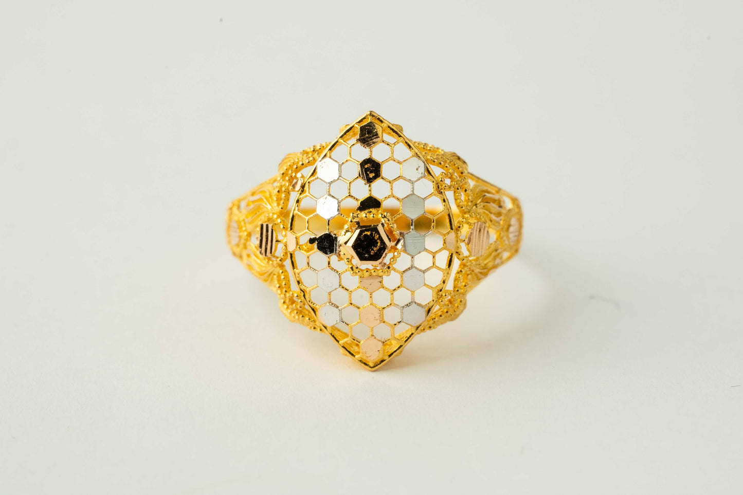 Intricate Hexagon Mesh Ring