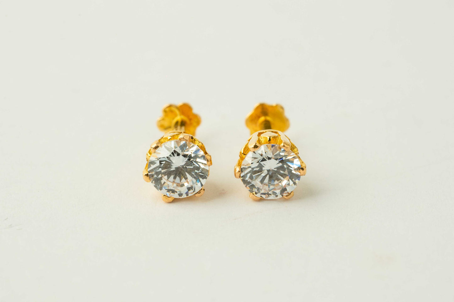 Solitaire Stone Stud Earring